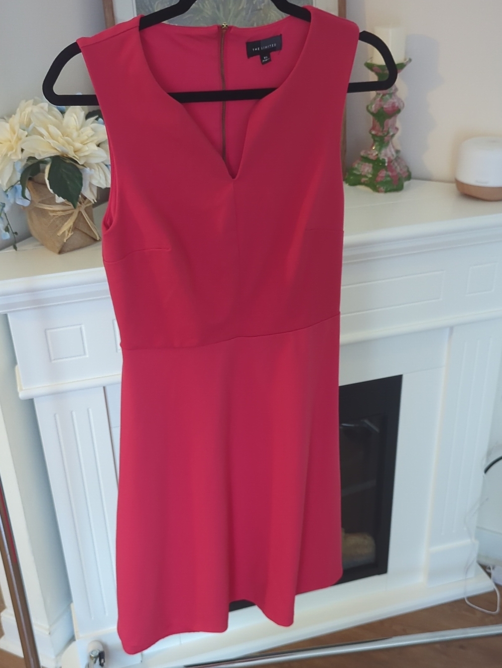 The Limited V-Neck Sleeveless A Line Dress